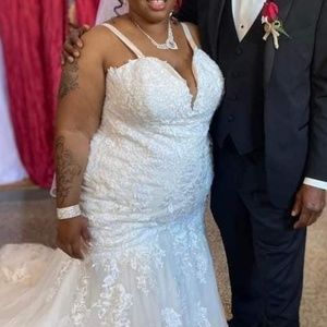 Wedding dress